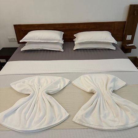 Secret House Apartment Dikwella Bagian luar foto