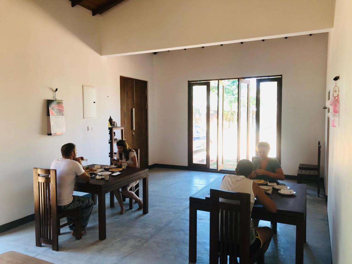 Secret House Apartment Dikwella Bagian luar foto
